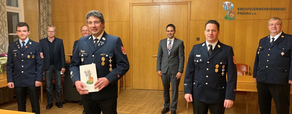 ins dreifachernennung
